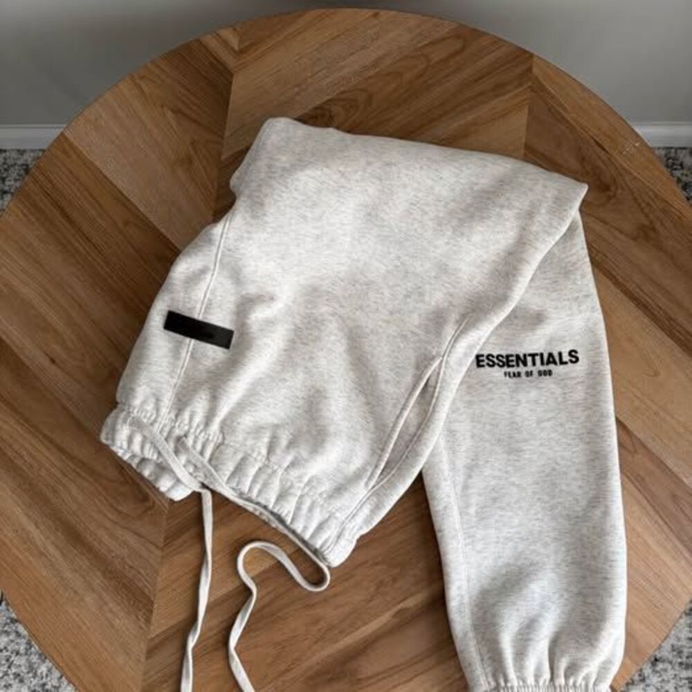 Fear of God Essentials Oversized Sweatpants NWOT - Small
